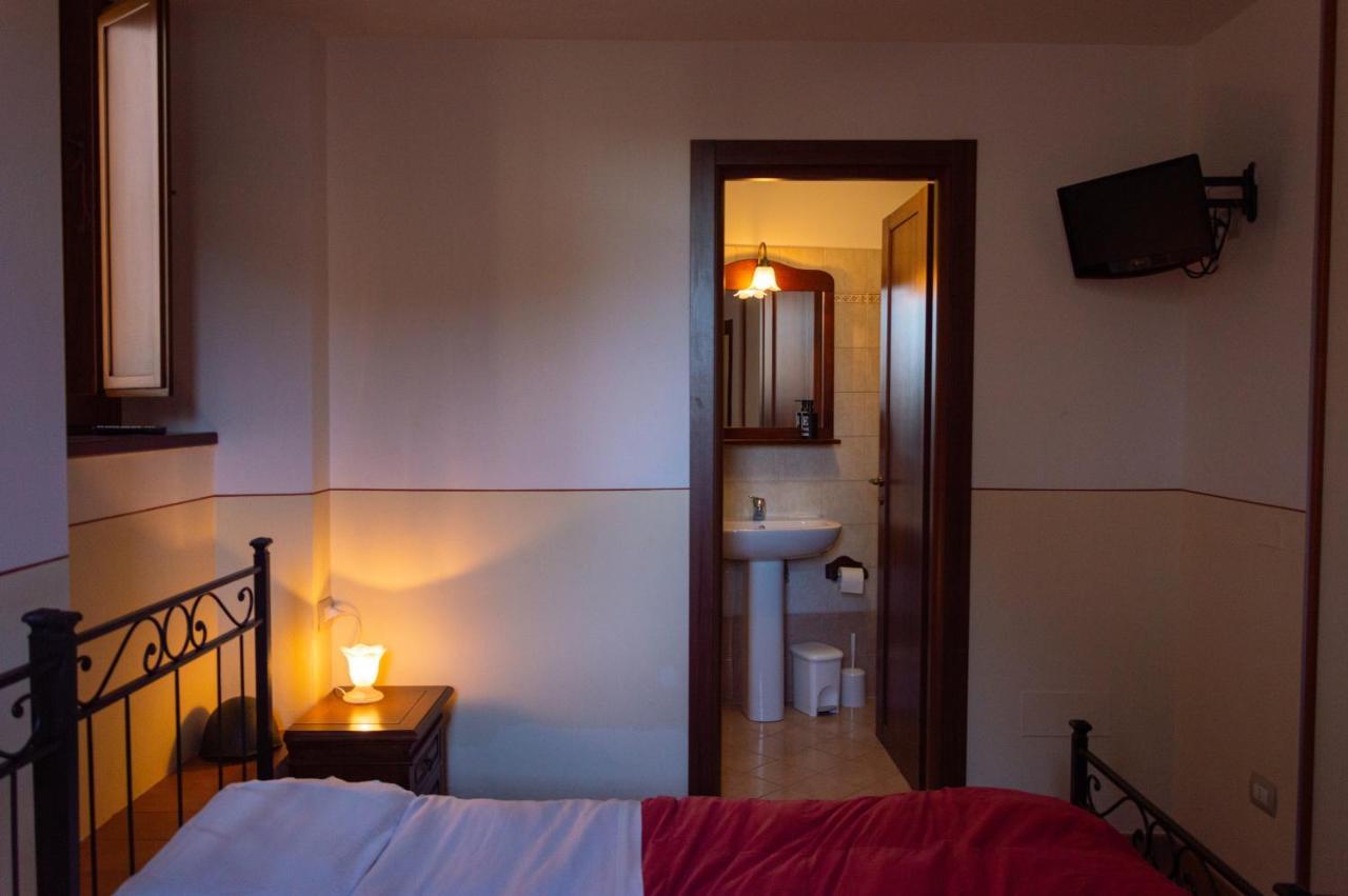 Il Vicolo De Ascesi Apartment Assisi Luaran gambar