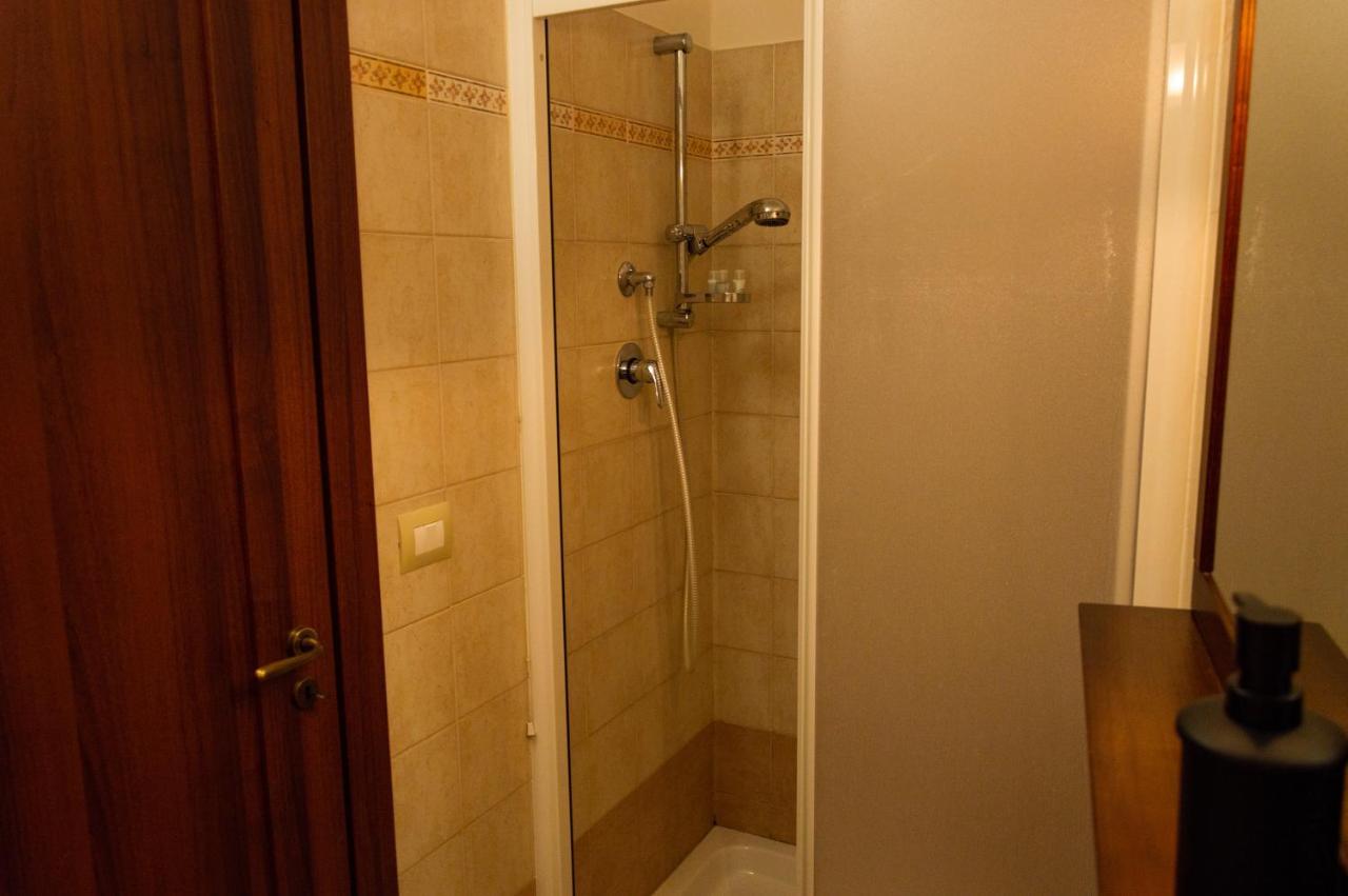 Il Vicolo De Ascesi Apartment Assisi Luaran gambar